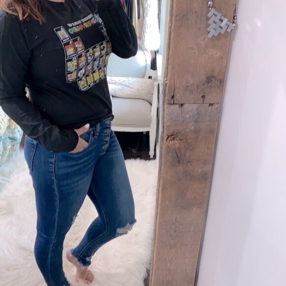 Nintendo black longsleeve T-shirt size small - Picture 2 of 7